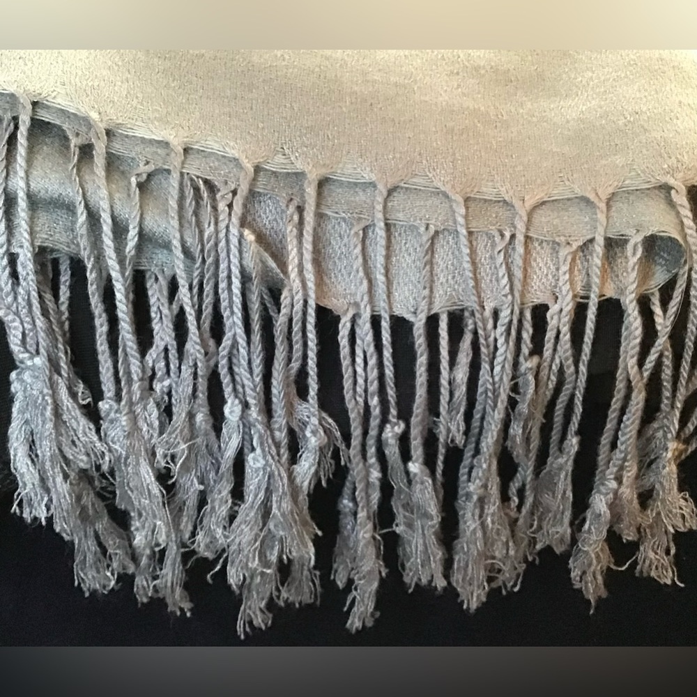 Pashmina wrap - Picture 2 of 5